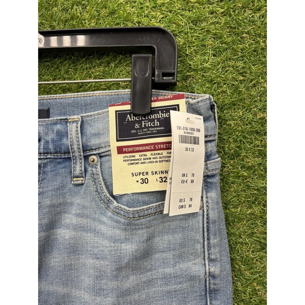 Abercrombie & Fitch Jeans Mens 30x32 Super Skinny Stretch Light Denim 131D0115